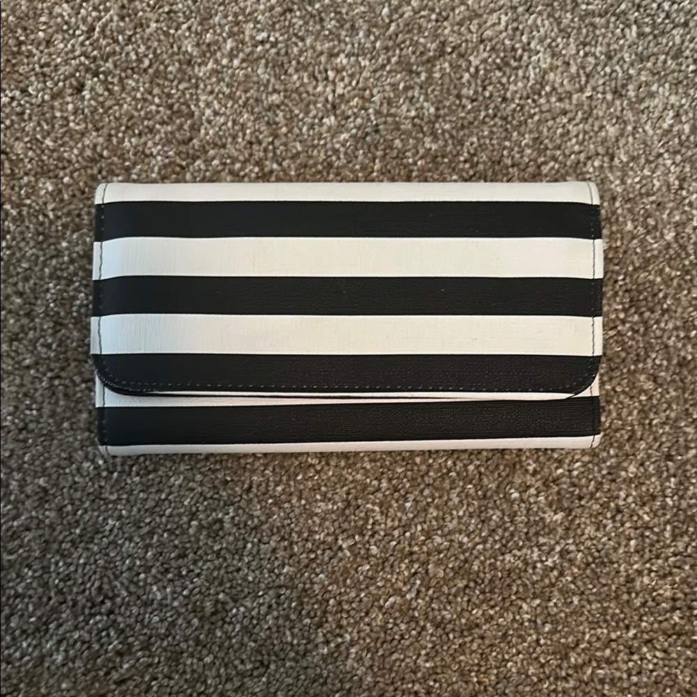 Kut from the Kloth Black and White Striped Wallet